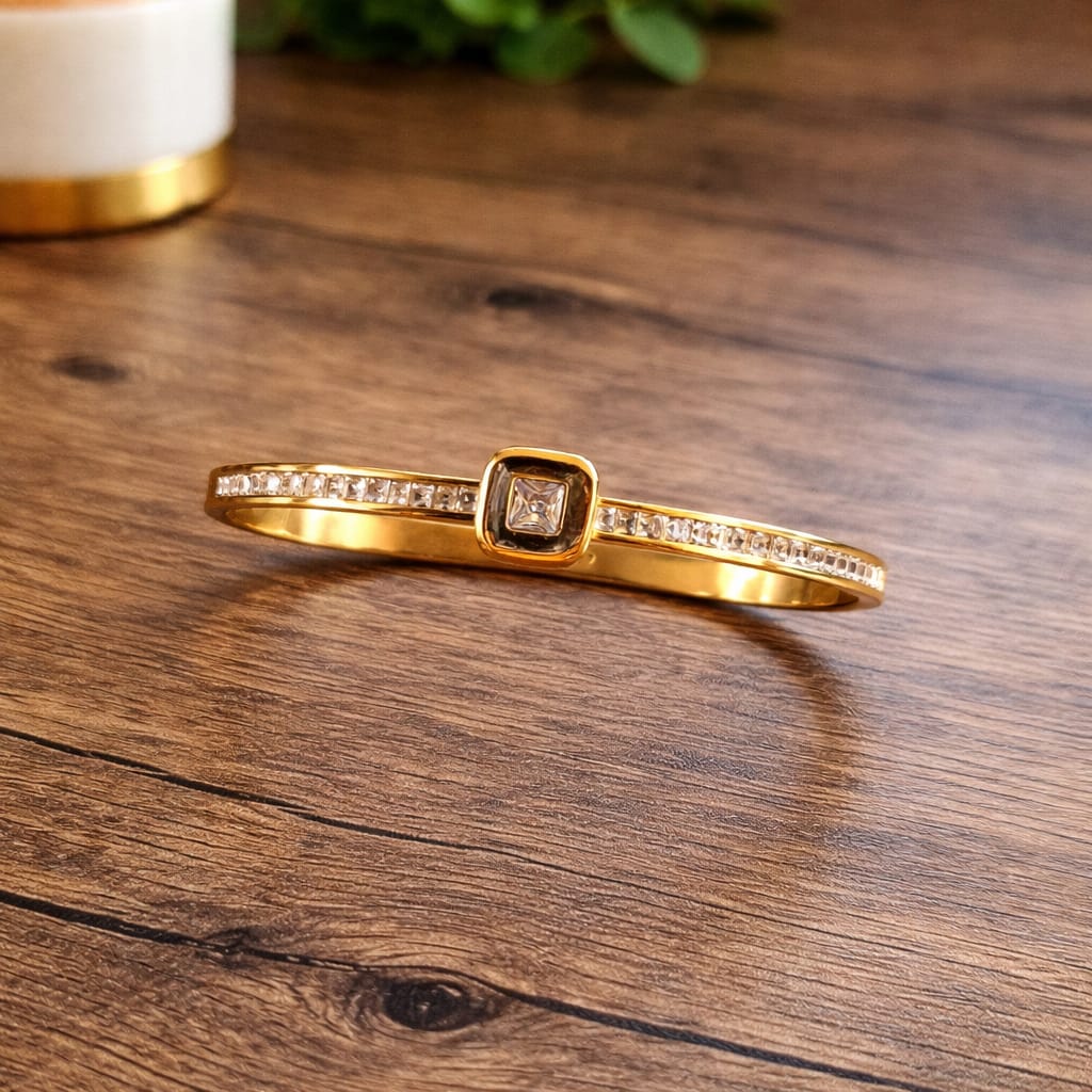 Celeste Square Gold Cuff