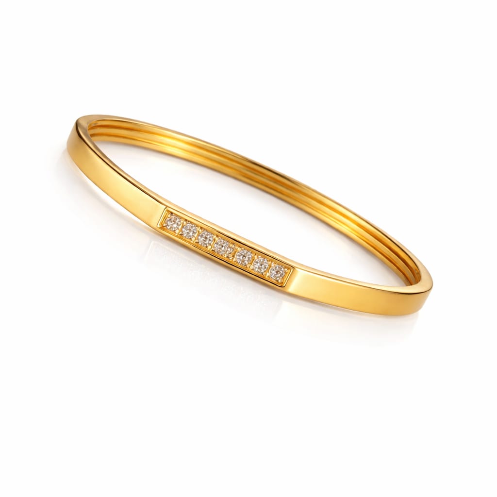 Luma Bar Gold Cuff