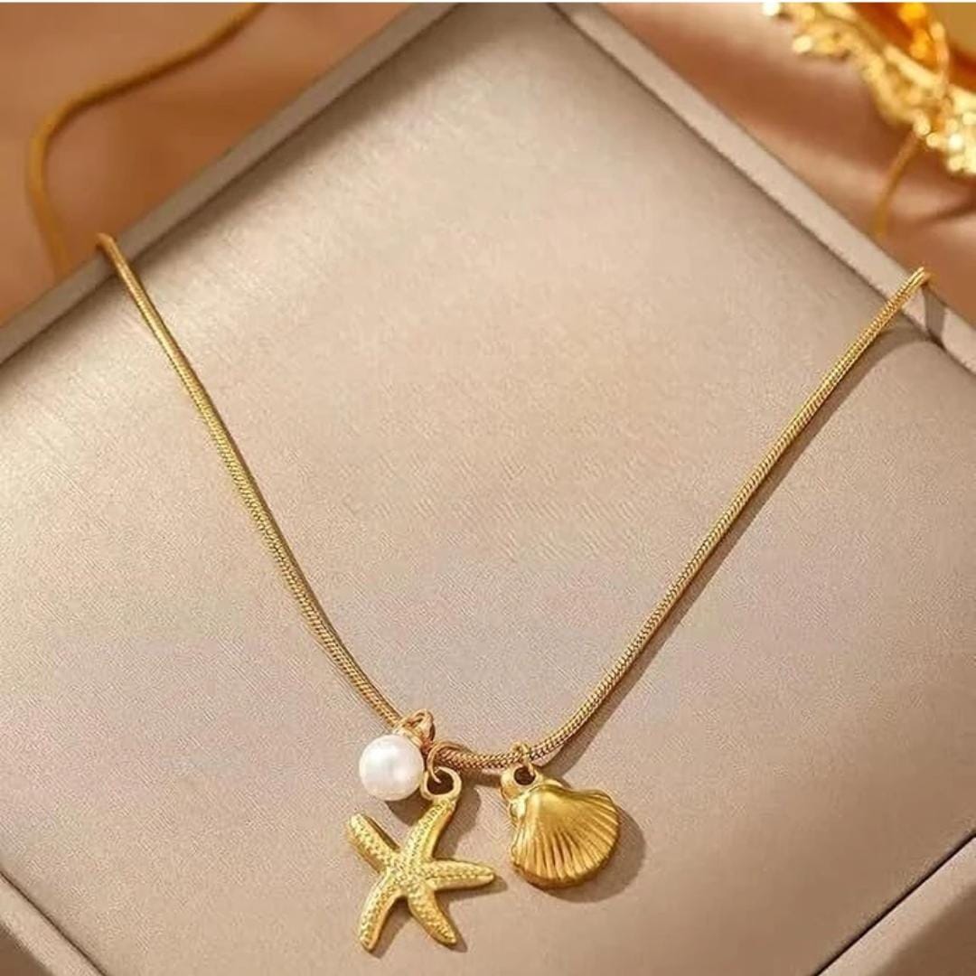 Coastal Charm Pearl Necklace